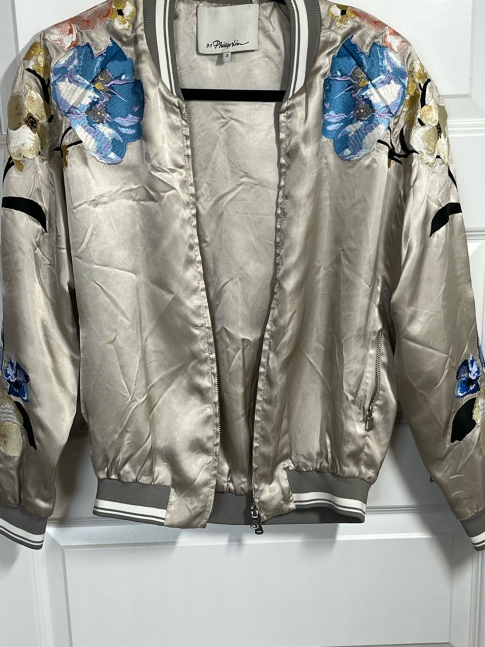 3.1 Phillip Lim Floral Embroidered Satin Bomber Jacket Size 2 Chic - Picture 11 of 16